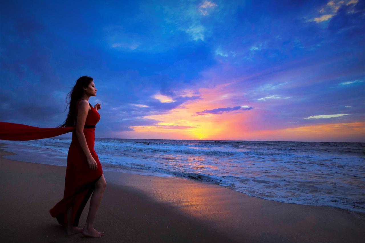 Indriya Sands Cherai Beach Exterior photo