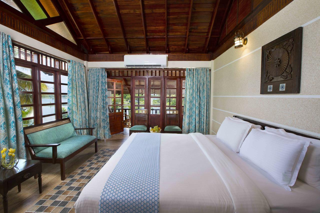 Indriya Sands Cherai Beach Exterior photo