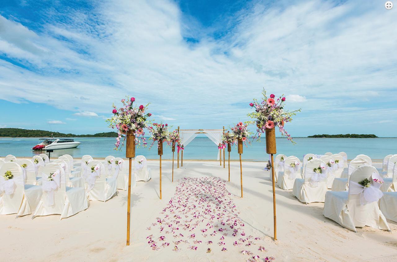 Indriya Sands Cherai Beach Exterior photo